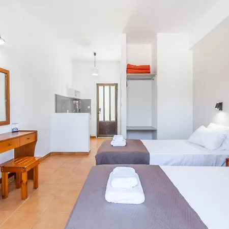 Sandy Complex By Konnect - Poolside & Seaside Hotel de apartamente