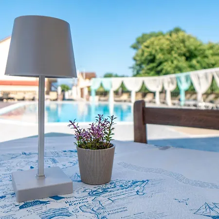 Hotel de apartamente Sandy Complex By Konnect - Poolside & Seaside